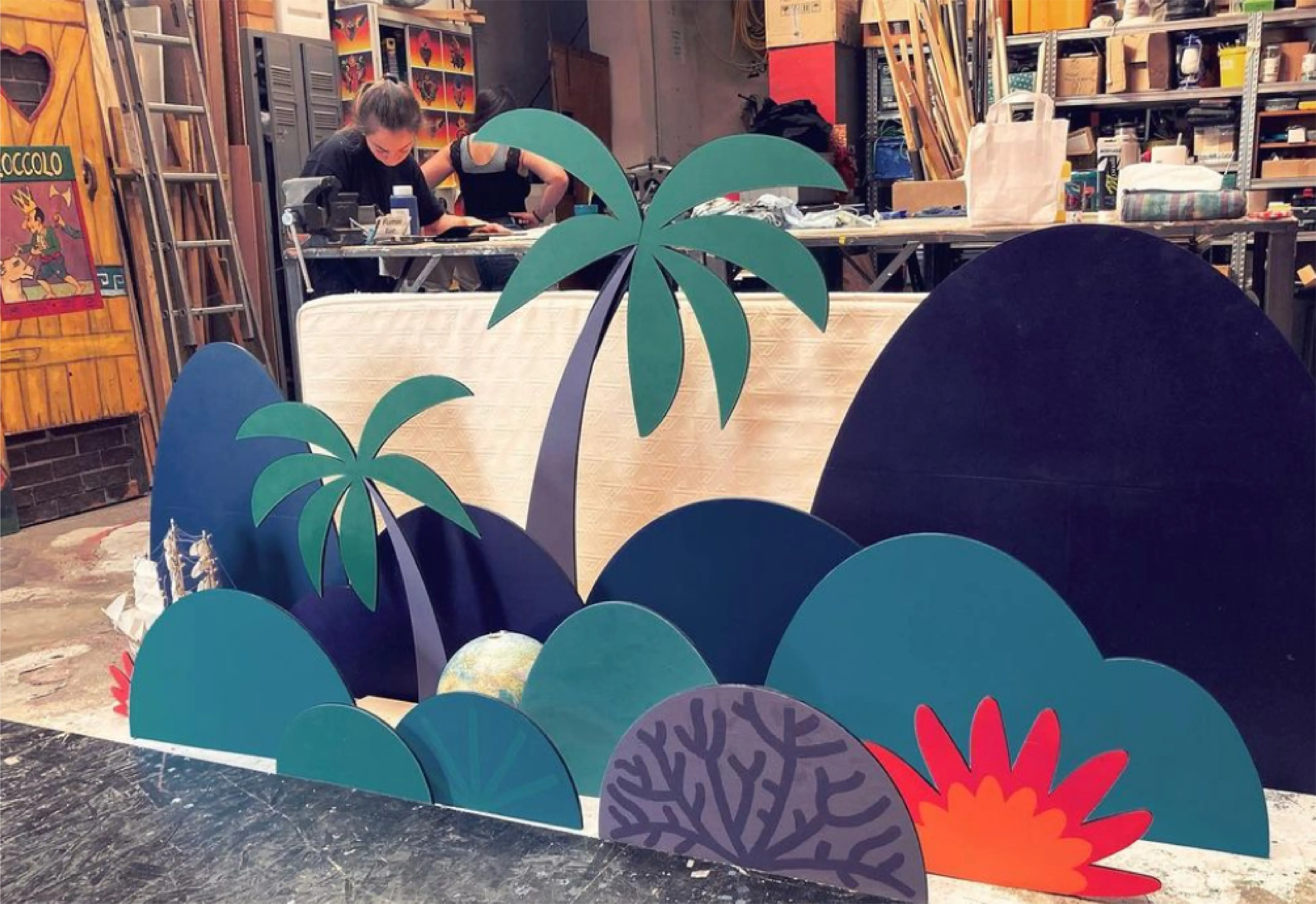 voyage-au-dela-des-mers-spectacle-jeune-public-ecologie-scenographie-design-decor-victoria-hally Illustrated poster for Omar Souleyman concert